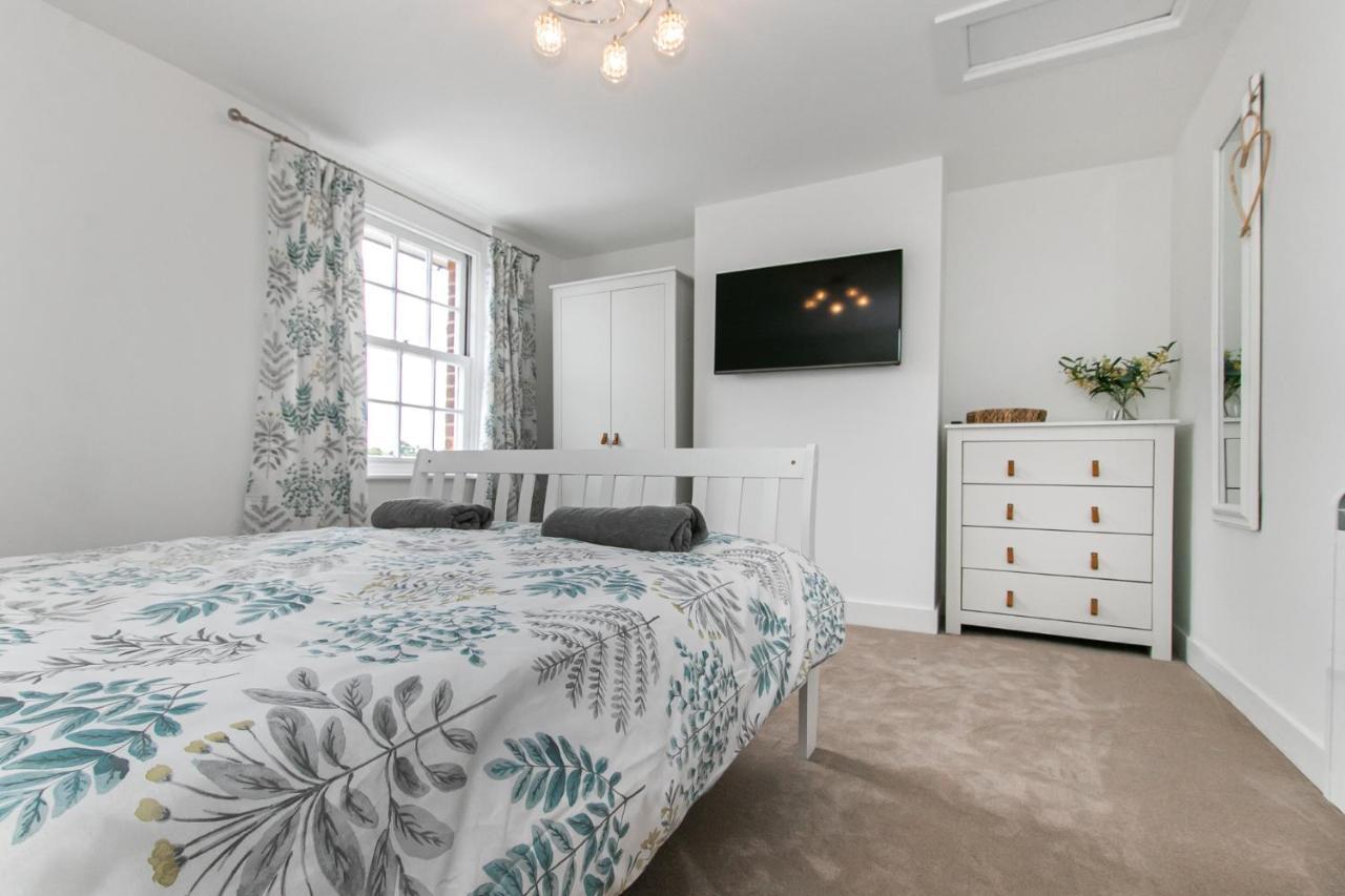 Mill Dam Lake House Saint Osyth Екстер'єр фото